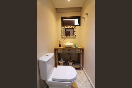Apartamento à venda com 150m², 4 quartos e 3 vagasLavabo 