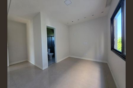 Casa de condomínio à venda com 250m², 4 quartos e 2 vagas