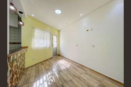 Sala de casa para alugar com 2 quartos, 100m² em Vila Osasco, Osasco
