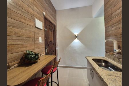 Apartamento à venda com 27m², 1 quarto e sem vaga