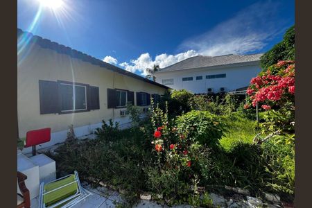 Casa de condomínio à venda com 120m², 2 quartos e 1 vaga