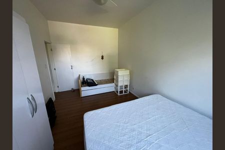 Casa de condomínio à venda com 120m², 2 quartos e 1 vaga