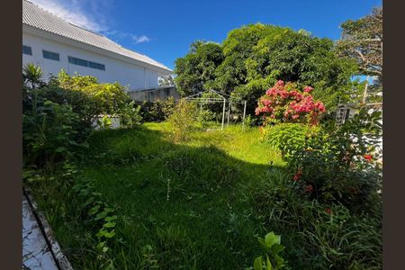 Casa de condomínio à venda com 120m², 2 quartos e 1 vaga