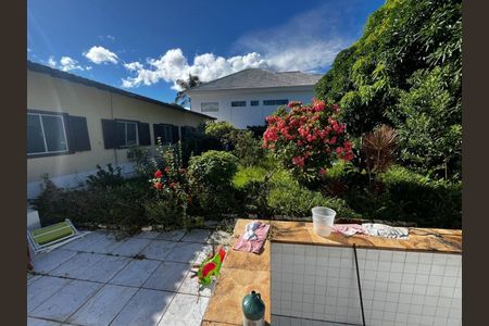 Casa de condomínio à venda com 120m², 2 quartos e 1 vaga