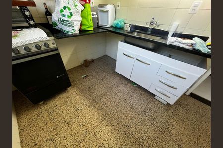 Casa de condomínio à venda com 120m², 2 quartos e 1 vaga