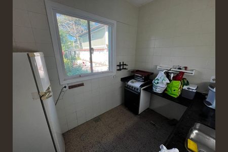 Casa de condomínio à venda com 120m², 2 quartos e 1 vaga