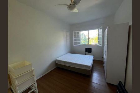 Casa de condomínio à venda com 120m², 2 quartos e 1 vaga