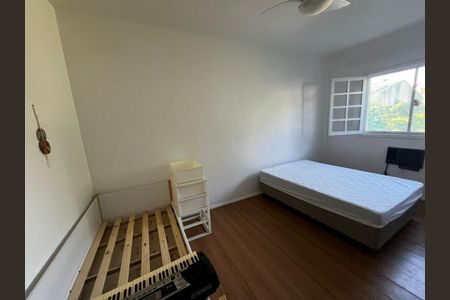 Casa de condomínio à venda com 120m², 2 quartos e 1 vaga
