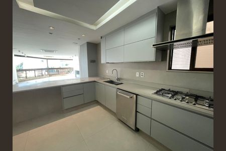 Apartamento à venda com 254m², 3 quartos e 2 vagas