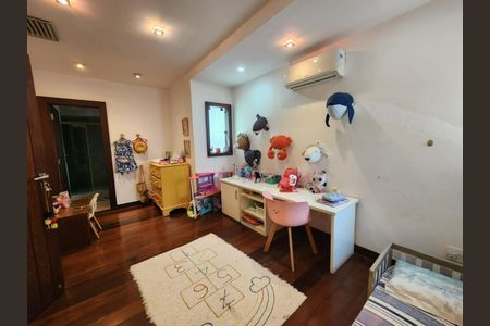 Casa de condomínio à venda com 1116m², 6 quartos e 6 vagas