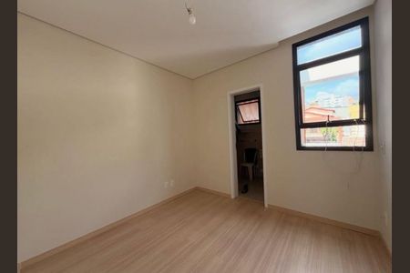 Foto 11 de casa à venda com 3 quartos, 130m² em Ouro Preto, Belo Horizonte