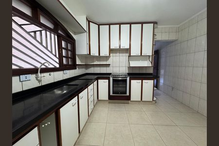 Cozinha de casa à venda com 3 quartos, 168m² em City Bussocaba, Osasco