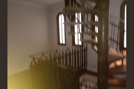 Casa à venda com 168m², 3 quartos e 2 vagas Casa à venda com 168m², 3 quartos e 2 vagasAREA INTERNA