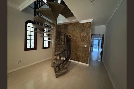 Sala de casa à venda com 3 quartos, 168m² em City Bussocaba, Osasco