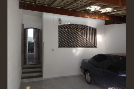 Casa à venda com 168m², 3 quartos e 2 vagas Casa à venda com 168m², 3 quartos e 2 vagasGARAGEM