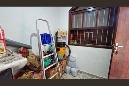 Casa à venda com 110m², 3 quartos e 2 vagasDespensa
