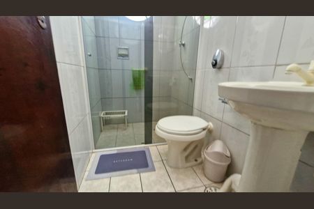 Casa à venda com 110m², 3 quartos e 2 vagasBanheiro