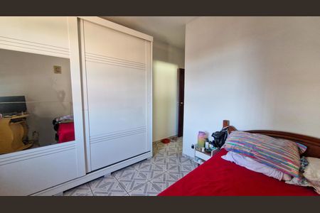 Casa à venda com 110m², 3 quartos e 2 vagasQuarto