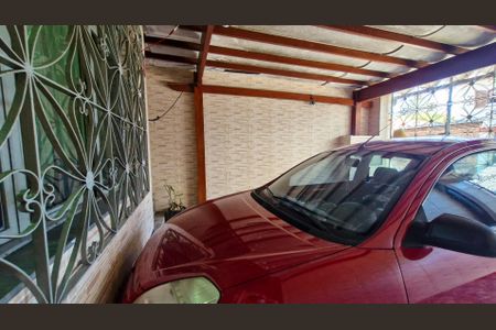 Casa à venda com 110m², 3 quartos e 2 vagasGaragem
