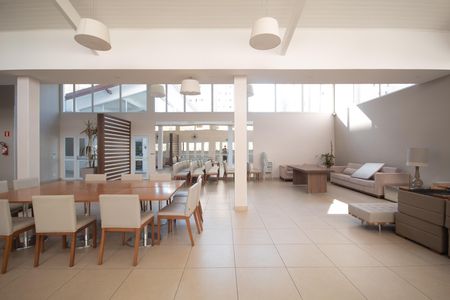 Apartamento à venda com 48m², 2 quartos e 1 vaga Apartamento à venda com 48m², 2 quartos e 1 vagaÁrea comum - Salão de festas