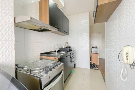 Apartamento à venda com 48m², 2 quartos e 1 vaga Apartamento à venda com 48m², 2 quartos e 1 vagaCozinha e Área de Serviço
