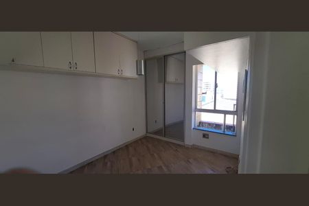 Quarto de apartamento para alugar com 2 quartos, 82m² em Jardim Armação, Salvador