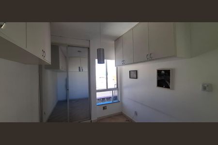 Quarto de apartamento para alugar com 2 quartos, 82m² em Jardim Armação, Salvador