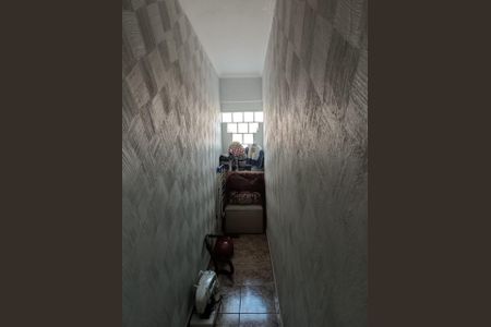 Casa à venda com 303m², 4 quartos e 2 vagas Casa à venda com 303m², 4 quartos e 2 vagasCORREDOR INTERNO