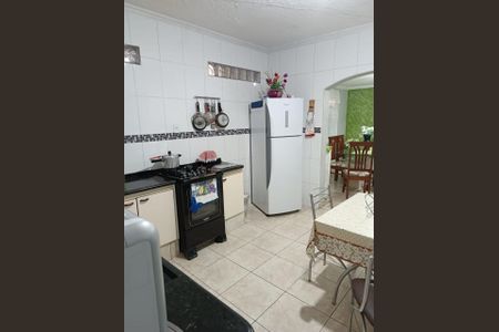 Casa à venda com 303m², 4 quartos e 2 vagas Casa à venda com 303m², 4 quartos e 2 vagasCOZINHA