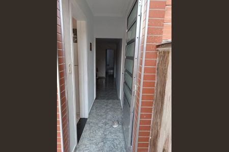 Casa à venda com 303m², 4 quartos e 2 vagas Casa à venda com 303m², 4 quartos e 2 vagasCORREDOR INTERNO