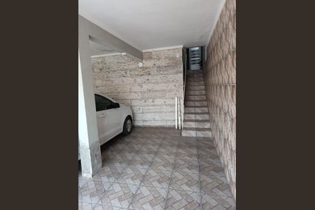 Casa à venda com 303m², 4 quartos e 2 vagas Casa à venda com 303m², 4 quartos e 2 vagasGARAGEM