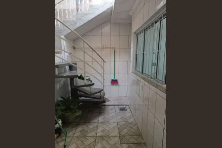 Casa à venda com 303m², 4 quartos e 2 vagas Casa à venda com 303m², 4 quartos e 2 vagasAREA EXTERNA
