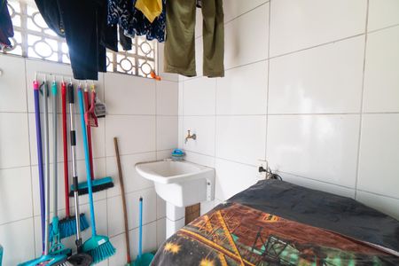 Casa à venda com 185m², 3 quartos e 2 vagasÁrea de Serviço