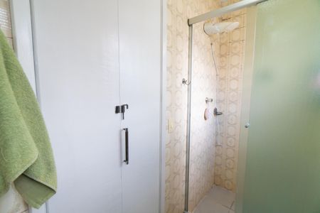 Casa à venda com 185m², 3 quartos e 2 vagasBanheiro da Suíte