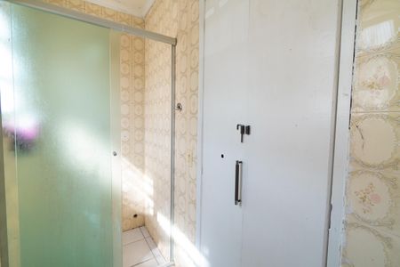 Casa à venda com 185m², 3 quartos e 2 vagasBanheiro Social