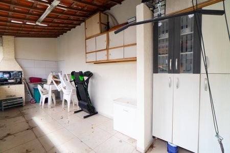 Casa à venda com 185m², 3 quartos e 2 vagasChurrasqueira