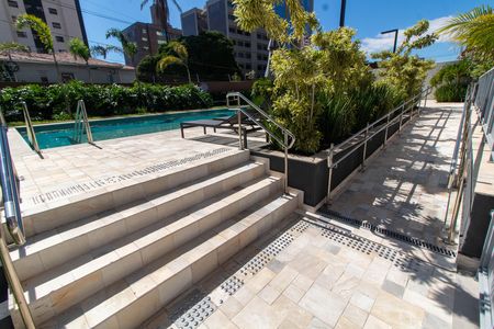 Apartamento para alugar com 36m², 1 quarto e 1 vaga Apartamento para alugar com 36m², 1 quarto e 1 vagaÁREA COMUM - PISCINA