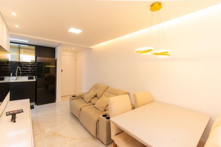 Apartamento para alugar com 44m², 2 quartos e 1 vaga Apartamento para alugar com 44m², 2 quartos e 1 vagaSala