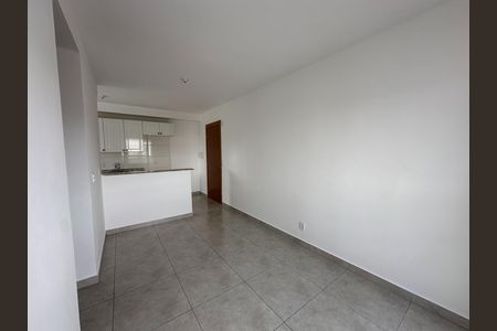 Sala de apartamento para alugar com 2 quartos, 46m² em Jardim California, Jacareí