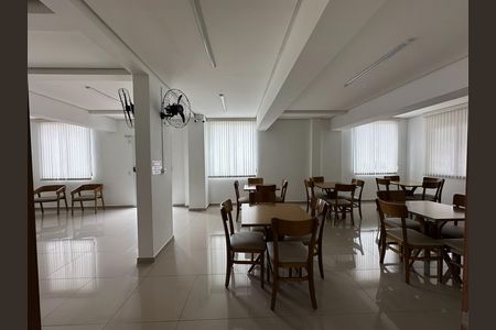 Apartamento para alugar com 46m², 2 quartos e 1 vaga Apartamento para alugar com 46m², 2 quartos e 1 vagaÁrea comum - Salão de festas
