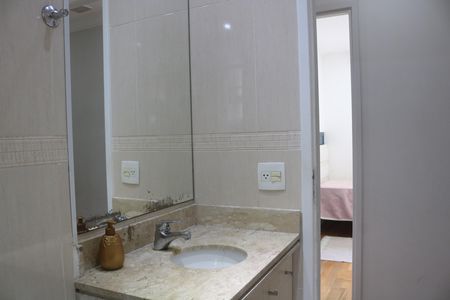Apartamento para alugar com 80m², 3 quartos e 2 vagasBanheiro 1