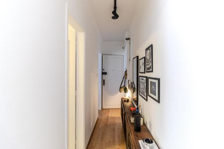 Corredor de Entrada de apartamento à venda com 1 quarto, 40m² em Consolação, São Paulo
