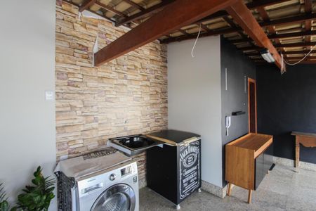 Apartamento para alugar com 134m², 3 quartos e 1 vagaÁrea de Serviço 2