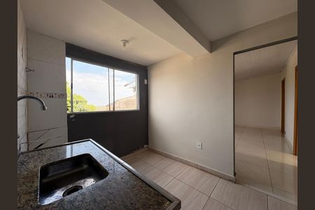 Cozinha de casa para alugar com 3 quartos, 100m² em Vila dos Operarios, Contagem