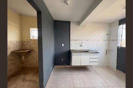 Cozinha de casa para alugar com 3 quartos, 100m² em Vila dos Operarios, Contagem