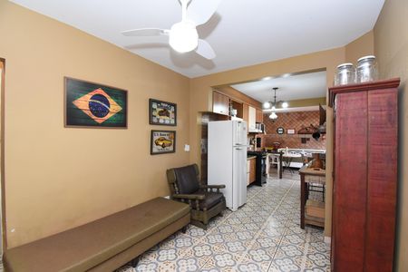 Casa de condomínio à venda com 330m², 3 quartos e 4 vagasÁrea gourmet