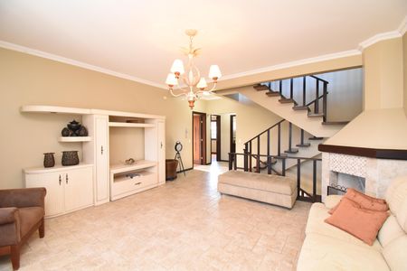 Sala 2 de casa de condomínio para alugar com 3 quartos, 330m² em Cajuru, Curitiba