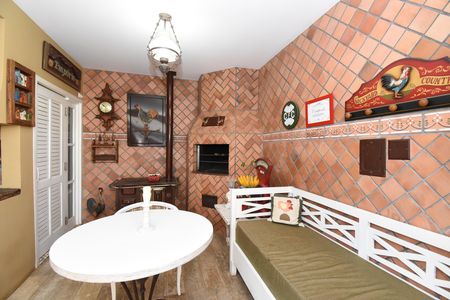 Casa de condomínio à venda com 330m², 3 quartos e 4 vagasÁrea gourmet