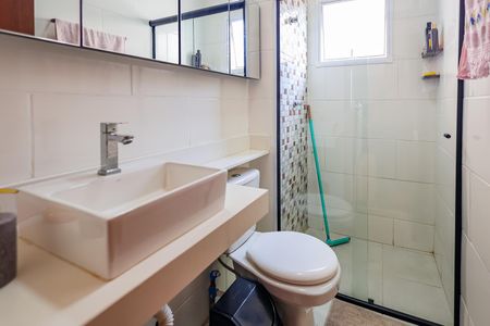 Apartamento para alugar com 49m², 2 quartos e 1 vaga Apartamento para alugar com 49m², 2 quartos e 1 vagaBanheiro