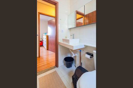 Apartamento para alugar com 49m², 2 quartos e 1 vaga Apartamento para alugar com 49m², 2 quartos e 1 vagaBanheiro